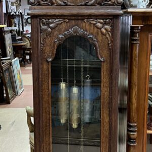 Часы в дубовом корпусе, Германия, 1870–1880-е годы