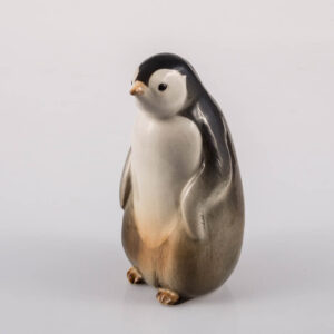 Фарфоровая статуэтка «Пингвин»